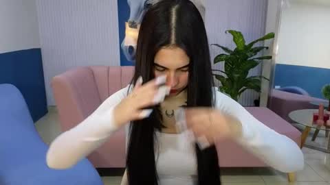 Snapshot of amy_lovelydoll chatting on March 25, 7:09 pm Amy online show from March 25, 7:09 pm