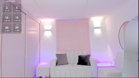 Emily online show from February 25, 12:34 pm