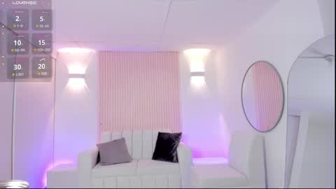 Emily online show from March 12, 1:08 pm