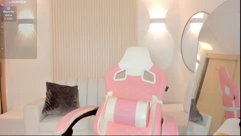 Emily online show from September 26, 2:32 pm