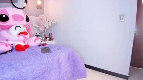 Amy online show from February 11, 2:22 pm