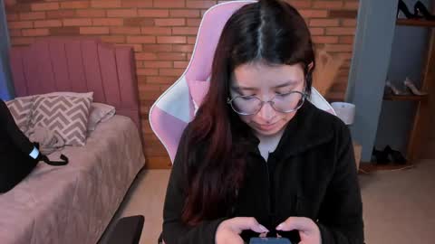 Amy sophia 3 online show from May 7, 11:15 am