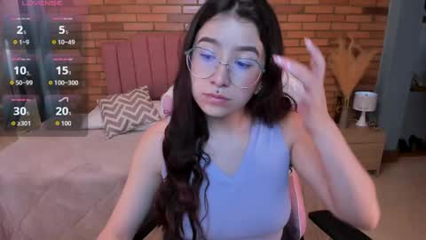 Amy sophia 3 online show from May 19, 11:27 am