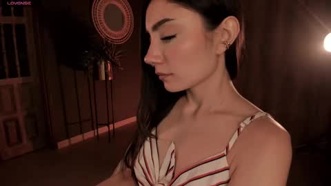 Amy Armstrong online show from February 24, 11:30 pm