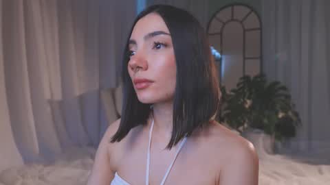 Snapshot of amyarmstrong chatting on February 26, 10:20 pm Amy Armstrong online show from February 26, 10:20 pm