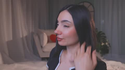 Snapshot of amyarmstrong chatting on February 28, 11:28 pm Amy Armstrong online show from February 28, 11:28 pm