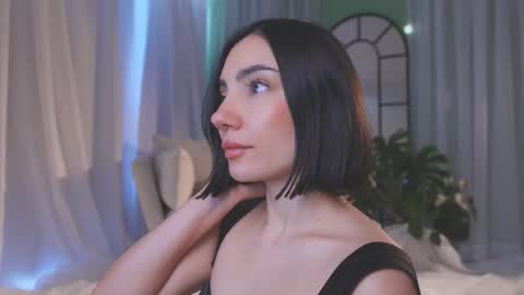 Snapshot of amyarmstrong chatting on March 9, 10:36 pm Amy Armstrong online show from March 9, 10:36 pm