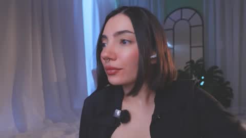 Snapshot of amyarmstrong chatting on March 17, 10:35 pm Amy Armstrong online show from March 17, 10:35 pm