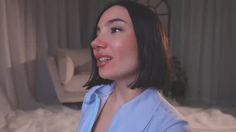 Snapshot of amyarmstrong chatting on March 25, 12:27 am Amy Armstrong online show from March 25, 12:27 am