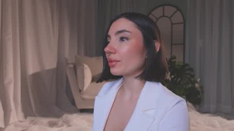 Snapshot of amyarmstrong chatting on March 25, 11:11 pm Amy Armstrong online show from March 25, 11:11 pm