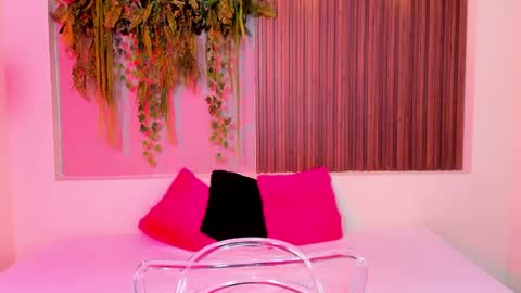 My name is AMY... Nice to meet you  thumb up me please its important online show from October 23, 6:06 pm