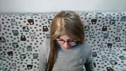 Snapshot of amycosplay99 chatting on December 20, 2:41 am amycosplay99 online show from December 20, 2:41 am