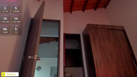 Jenn  online show from October 17, 1:35 pm