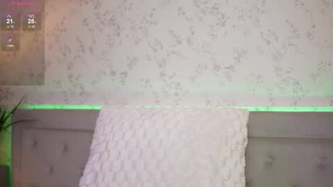 Snapshot of amykaiya chatting on October 8, 9:56 pm Amy online show from October 8, 9:56 pm