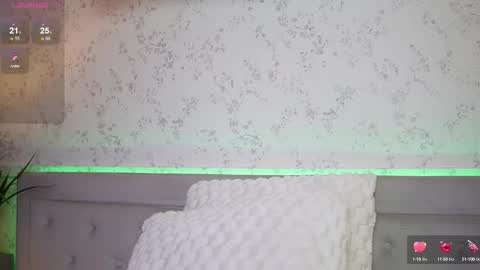 Snapshot of amykaiya chatting on October 9, 9:57 pm Amy online show from October 9, 9:57 pm