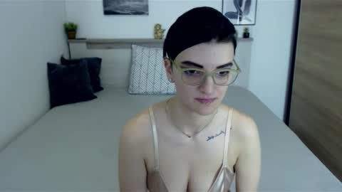 Snapshot of amylexy chatting on January 14, 8:31 am Hi there guys My pleasure in your hands pvt is open online show from January 14, 8:31 am