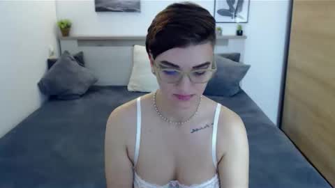 Hi there guys  My pleasure in your hands  pvt is open online show from November 11, 6:13 am