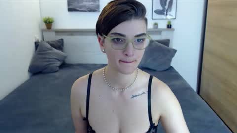 Hi there guys  My pleasure in your hands  pvt is open online show from November 21, 8:02 am