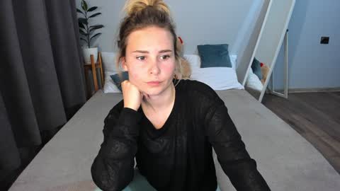 amymilson online show from December 7, 6:26 pm