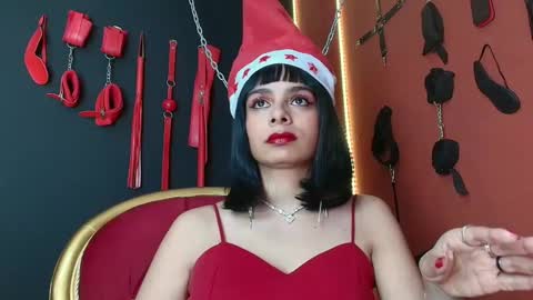 Snapshot of amymistress chatting on December 24, 9:00 pm Amy Wong Grey online show from December 24, 9:00 pm