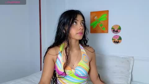 Snapshot of amymonroee chatting on September 19, 8:27 am Amy Monroe online show from September 19, 8:27 am