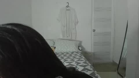 Amy online show from December 5, 6:26 pm