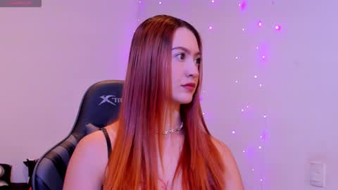 Amy online show from November 30, 6:23 pm