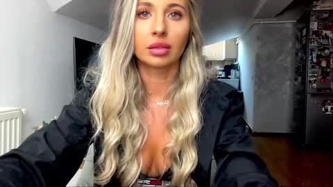 amyroberta92 online show from January 30, 10:19 am