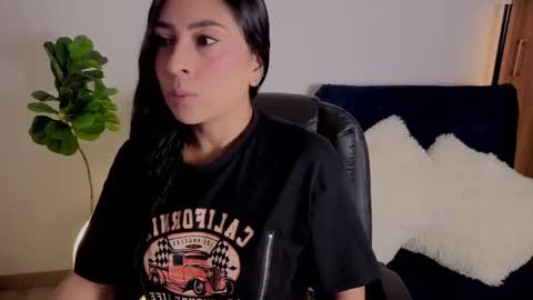 Aleja  online show from November 18, 6:18 am