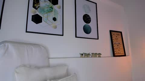 Amy online show from February 23, 11:40 am