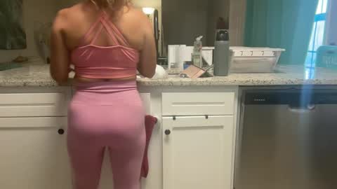 Amy Smilez online show from September 18, 3:03 pm