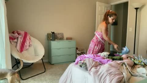 Amy Smilez online show from July 1, 1:02 pm