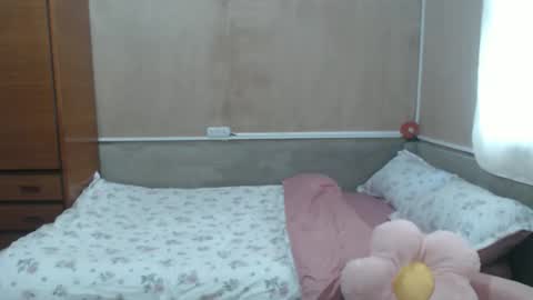 amysweetbabe online show from May 14, 10:27 pm