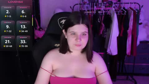amyvibes online show from June 18, 7:07 pm
