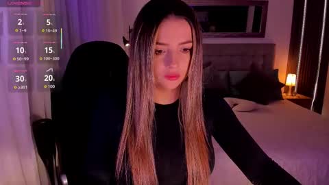    online show from October 14, 7:25 pm