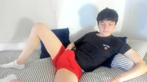 Snapshot of an0nymouse3 chatting on March 26, 10:59 pm Alex online show from March 26, 10:59 pm