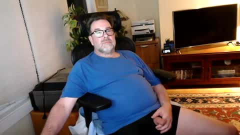Snapshot of an_older_gentleman chatting on July 12, 3:52 am an_older_gentleman online show from July 12, 3:52 am