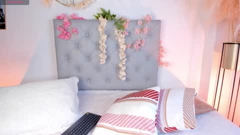ana_grecco online show from May 11, 9:34 pm