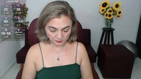 Snapshot of ana_hotmilf chatting on May 5, 11:46 pm Ana online show from May 5, 11:46 pm