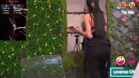 Ana online show from February 5, 7:18 pm