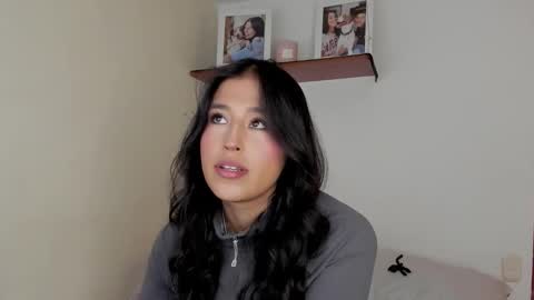 Ana online show from February 1, 3:27 am