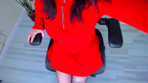 Ana online show from February 25, 10:03 am