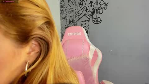 ana_star_ online show from January 9, 11:06 pm