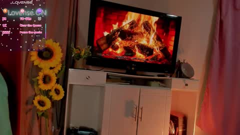 Snapshot of ana_sweet8 chatting on March 11, 9:48 am Ana My schedule 0400 - 1600 GMT -5 online show from March 11, 9:48 am