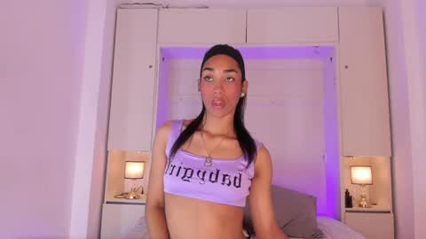 Snapshot of anaacollins_ chatting on October 1, 12:11 pm anaacollins_ online show from October 1, 12:11 pm