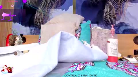 anabacker01 online show from December 21, 7:43 pm