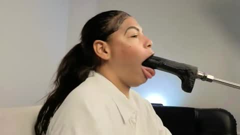 Anabel Alice Gandara online show from March 3, 11:27 am