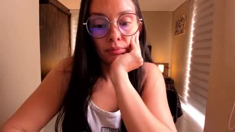 Anabel online show from March 3, 3:31 pm