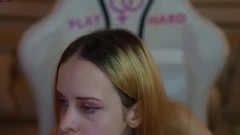 PLAYHARD054 online show from October 4, 11:19 am