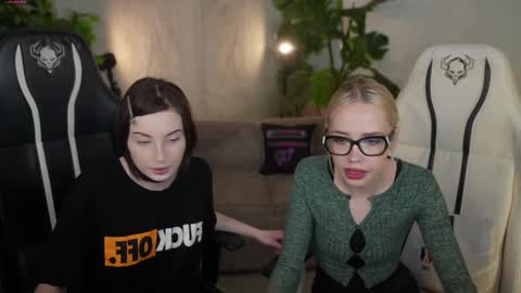 PLAYHARD054 online show from November 26, 11:33 am